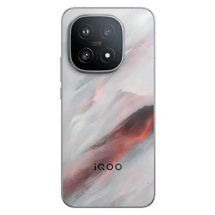 iQOO 15 View 10 - Camera, Display & Design