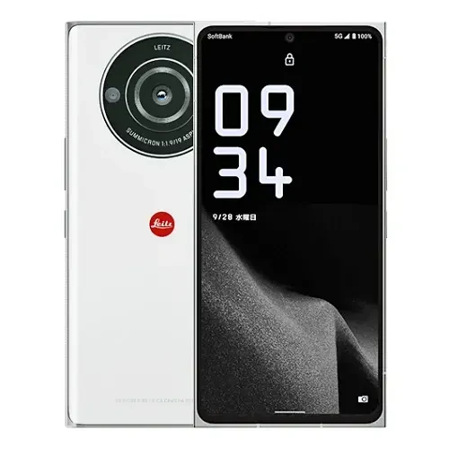 Leica Leitz Phone 2 View 1 - Camera, Display & Design