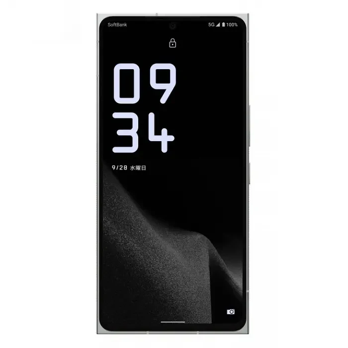 Leica Leitz Phone 2 View 2 - Camera, Display & Design