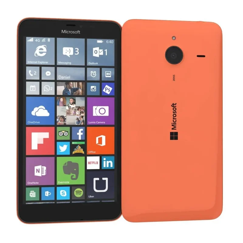 Microsoft Lumia 640 XL Dual SIM View 7 - Camera, Display & Design