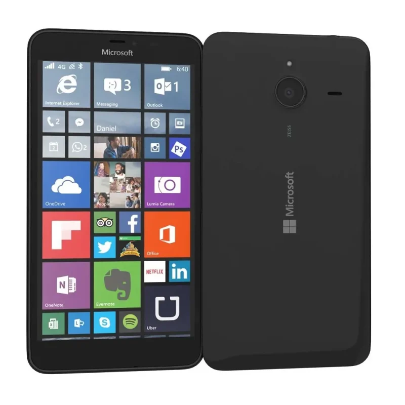 Microsoft Lumia 640 XL Dual SIM View 8 - Camera, Display & Design