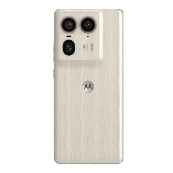Motorola Edge 50 Ultra View 3 - Camera, Display & Design