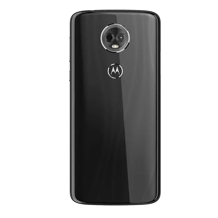 Motorola Moto E5 View 3 - Camera, Display & Design