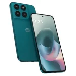 Motorola Moto G77 View 8 - Camera, Display & Design