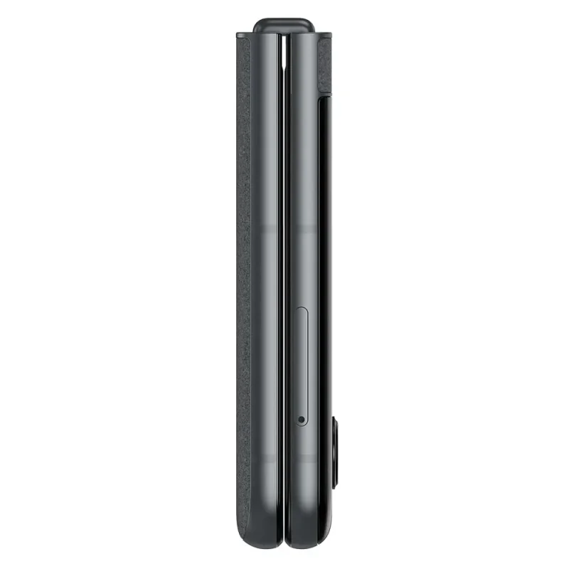 Motorola Razr 2024 View 28 - Camera, Display & Design