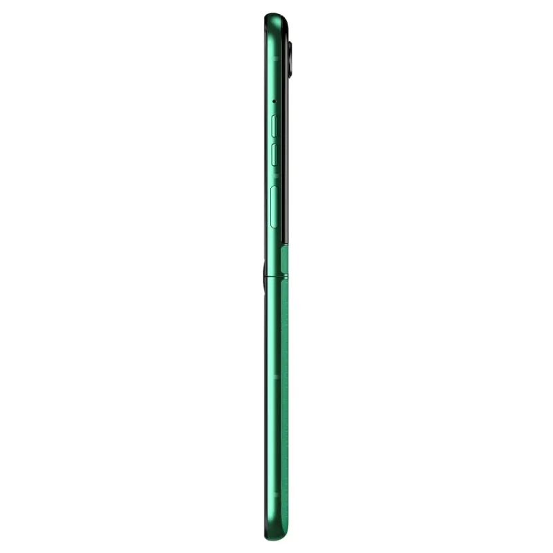 Motorola Razr 2025 View 6 - Camera, Display & Design