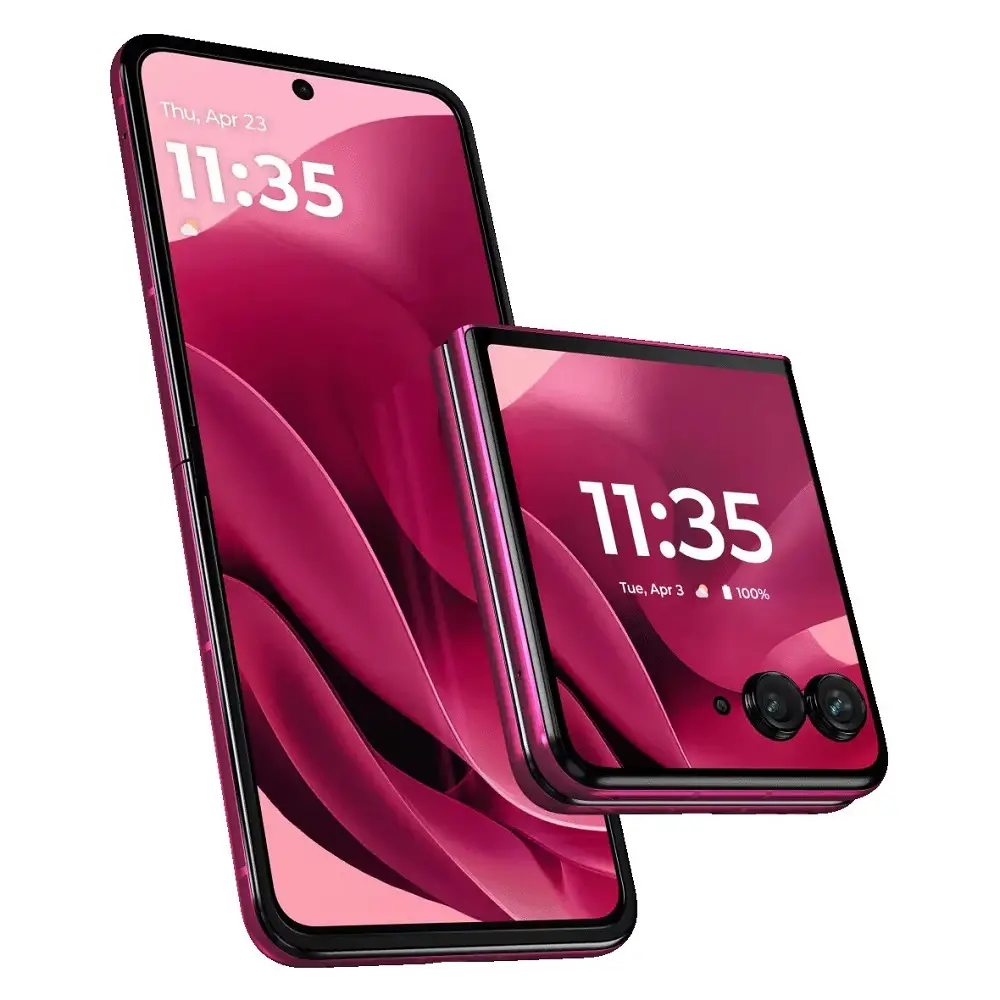 Motorola Razr 60 Ultra View 1 - Camera, Display & Design