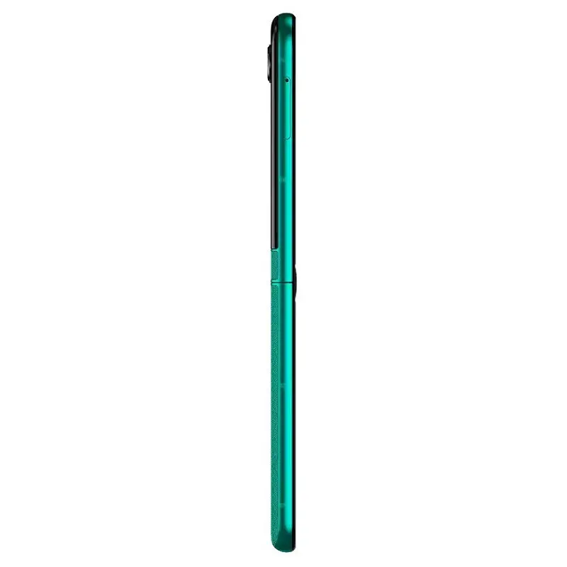 Motorola Razr 70 View 17 - Camera, Display & Design