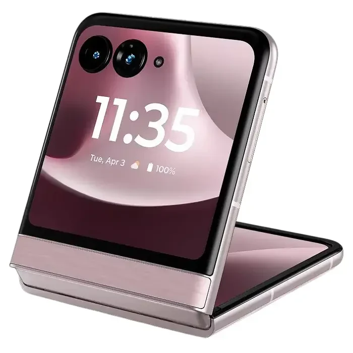 Motorola Razr 70 View 28 - Camera, Display & Design