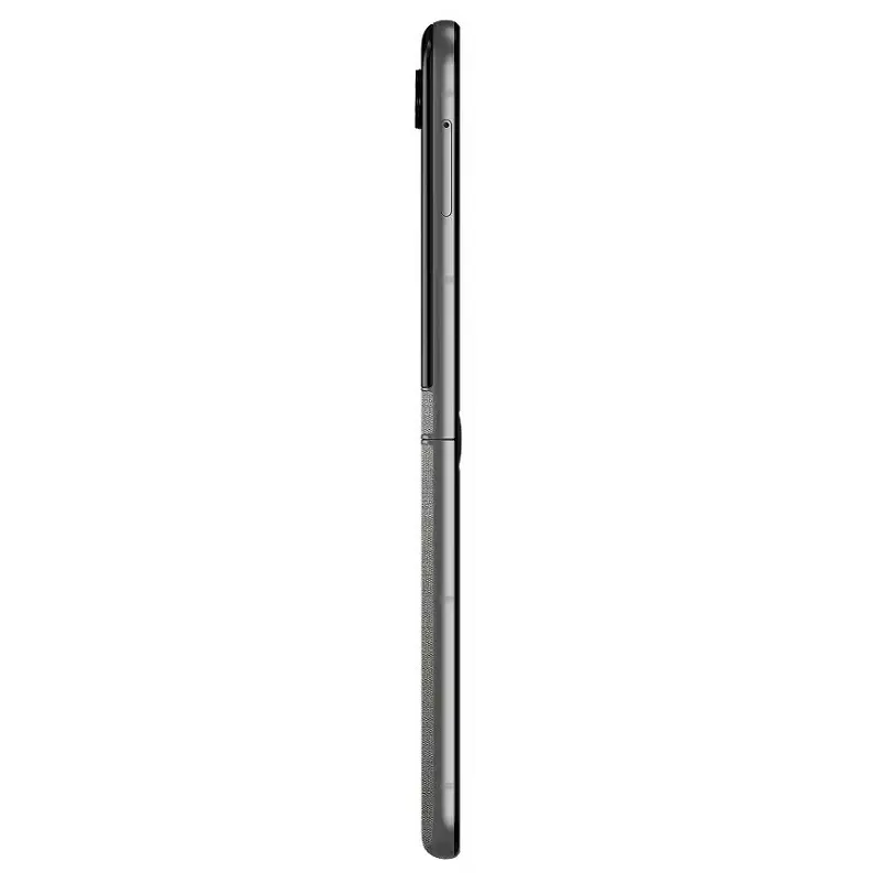 Motorola Razr 70 View 33 - Camera, Display & Design