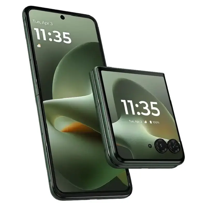 Motorola Razr 70 Plus View 1 - Camera, Display & Design