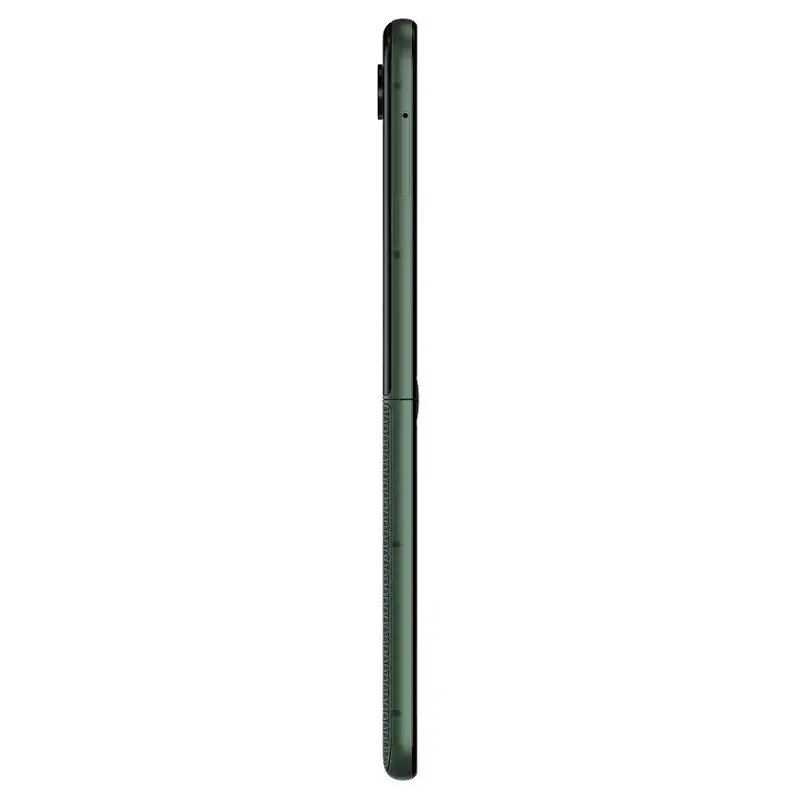 Motorola Razr 70 Plus View 5 - Camera, Display & Design