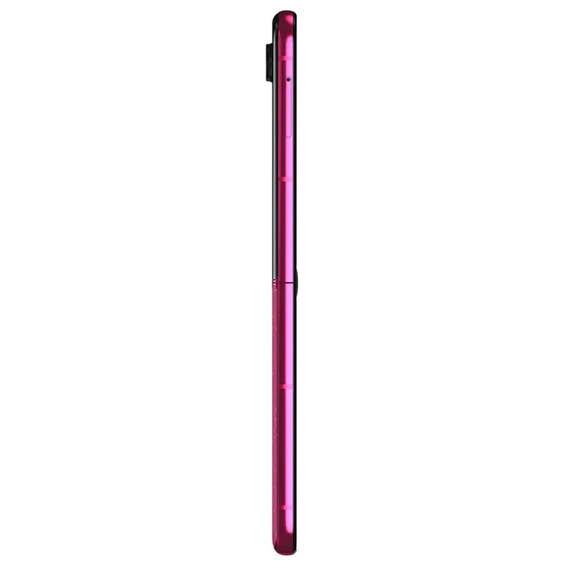 Motorola Razr Plus 2024 View 4 - Camera, Display & Design