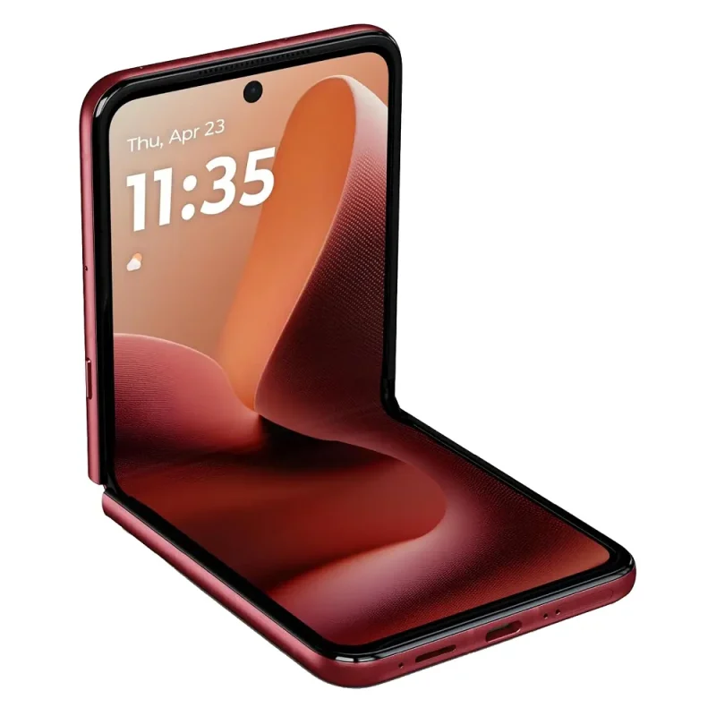 Motorola Razr Ultra 2025 View 24 - Camera, Display & Design