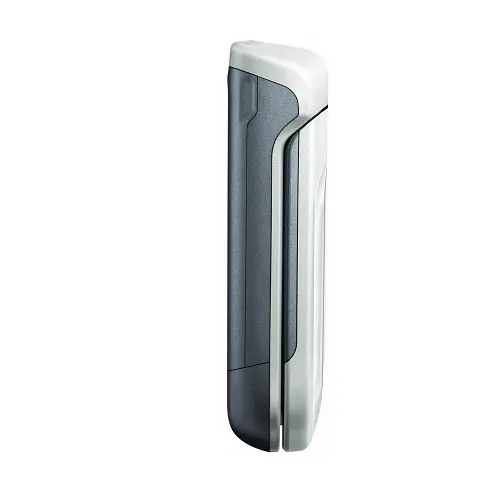 Nokia 2760 View 4 - Camera, Display & Design