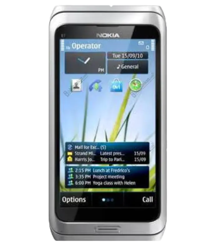 Nokia E7 View 2 - Camera, Display & Design
