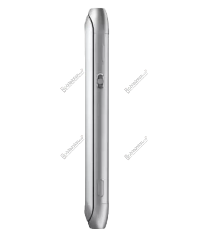 Nokia E7 View 5 - Camera, Display & Design
