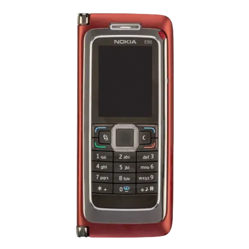 Nokia E90 View 2 - Camera, Display & Design