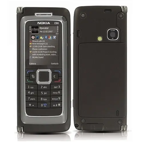 Nokia E90 View 6 - Camera, Display & Design