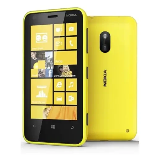 Nokia Lumia 620 View 8 - Camera, Display & Design