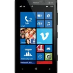Nokia Lumia 820 View 2 - Camera, Display & Design