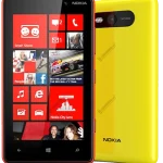 Nokia Lumia 820 View 5 - Camera, Display & Design