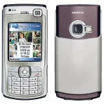 Nokia N70 View 4 - Camera, Display & Design