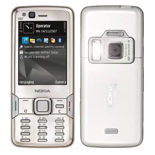 Nokia N82 View 6 - Camera, Display & Design