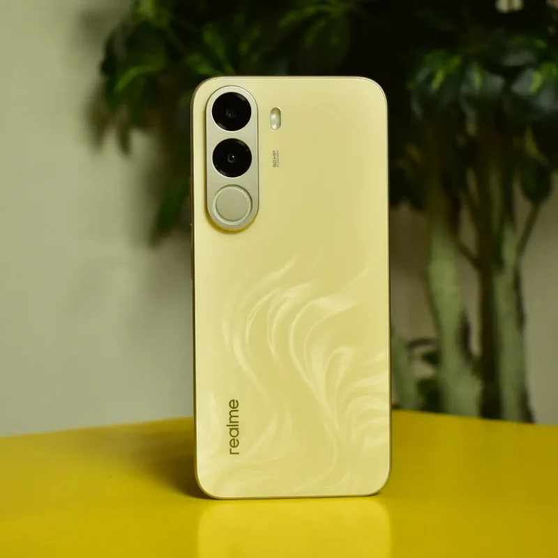 Realme C100x View 57 - Camera, Display & Design