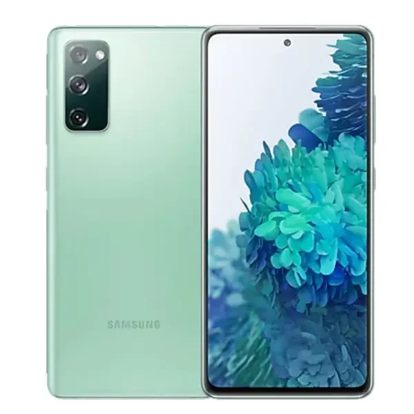 Samsung Galaxy S20 FE View 8 - Camera, Display & Design
