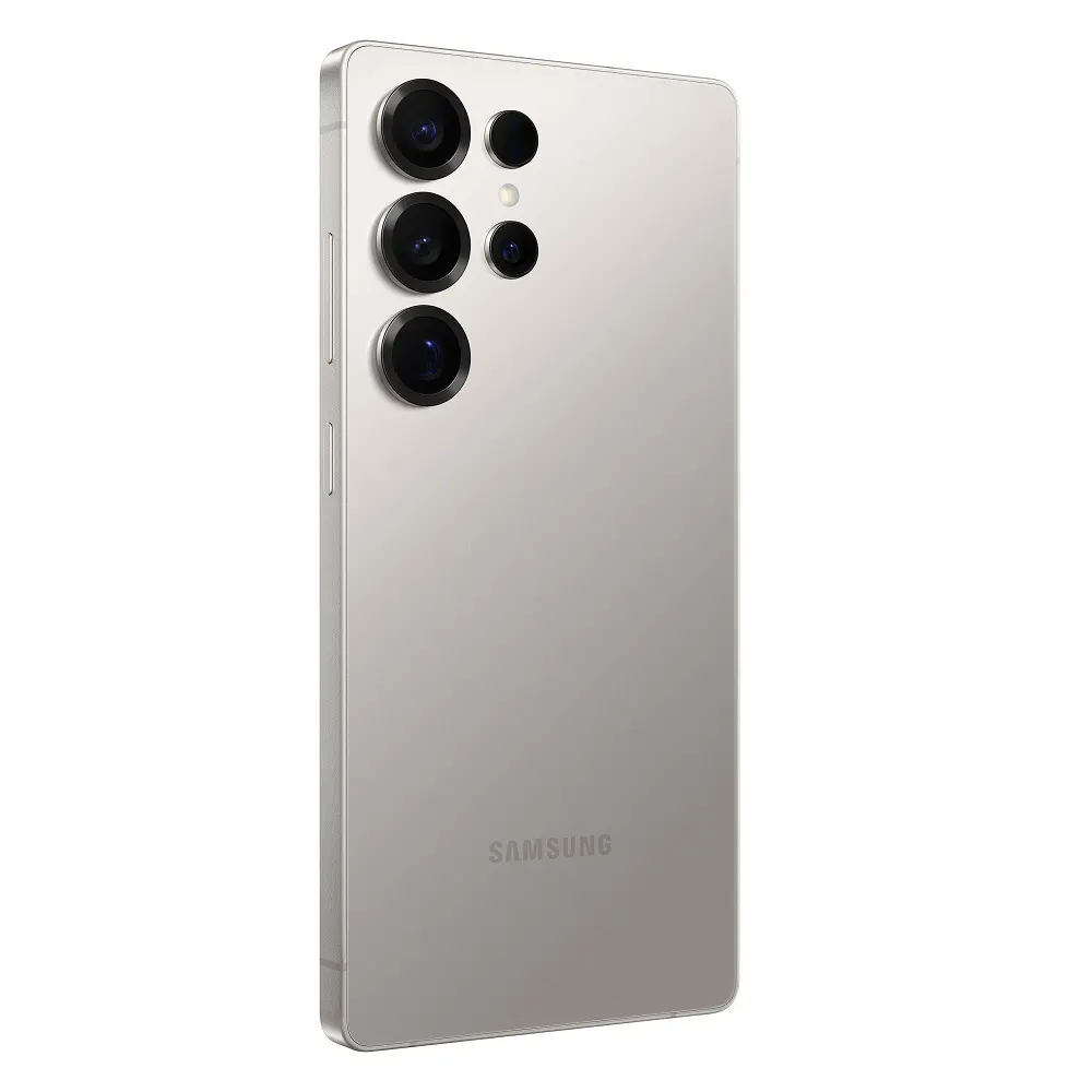 Samsung Galaxy S25 Ultra View 14 - Camera, Display & Design