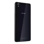 Walton Primo R4 Plus View 3 - Camera, Display & Design